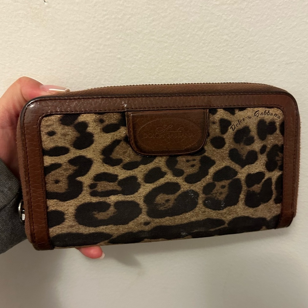 Dolce & Gabbana cheetah print wallet